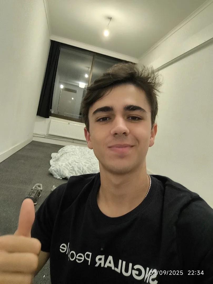 Selfie room